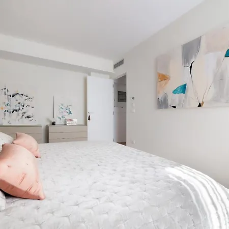 Apartment Black Pearl